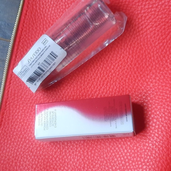 Shiseido Cute Makeup Bundle Lot - Picture 8 of 8